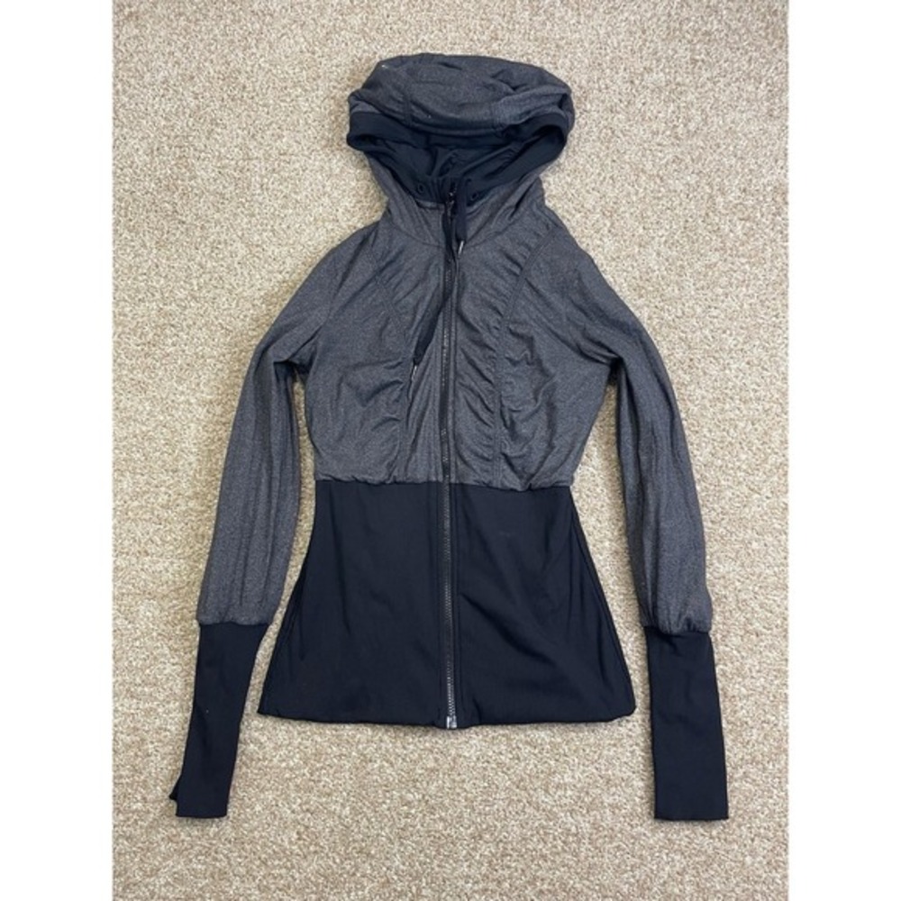 Lululemon Dance Studio Jacket Size 6 Black‎ Reversible Gray Full Zip Hooded